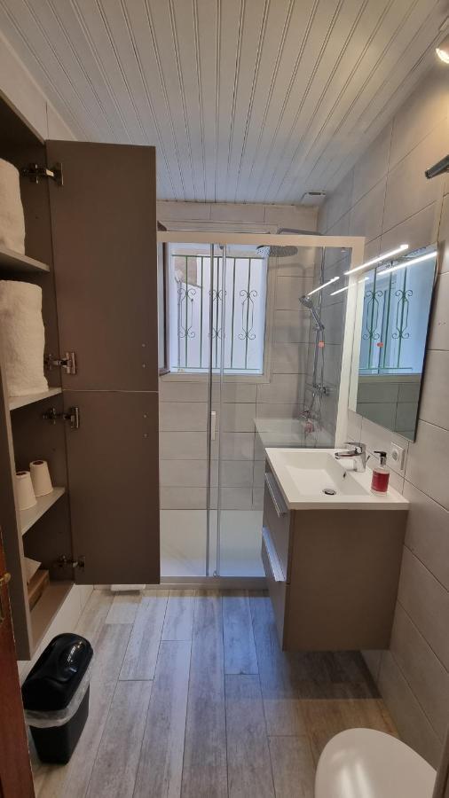 Appartement Calme Centre Ville A 80M Des Halles Narbonne Exterior photo